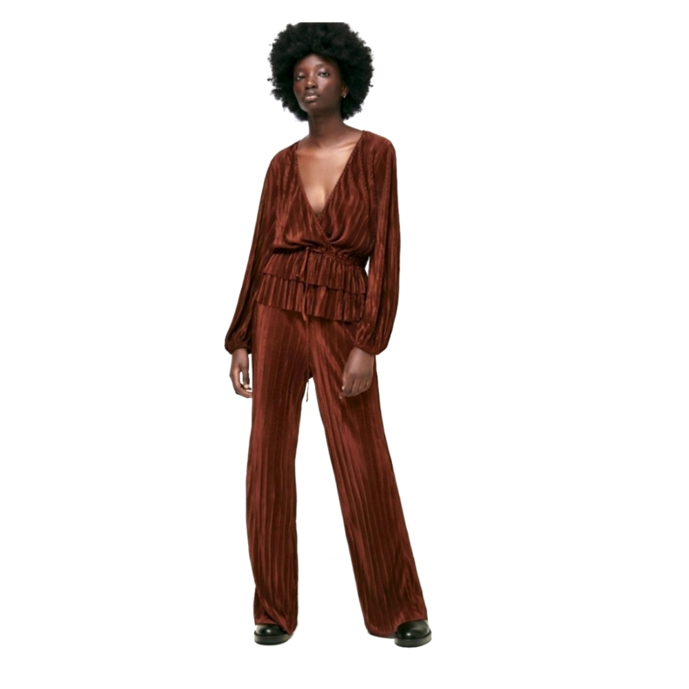 SET Zara Pleated wide leg pants with pleated blouse set